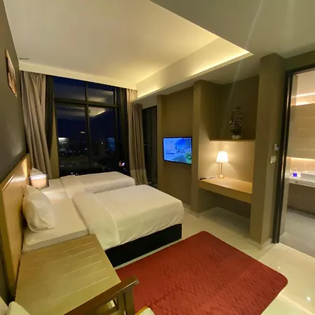 The Honeymoon Haven - 99 Residences Malacca Exterior photo