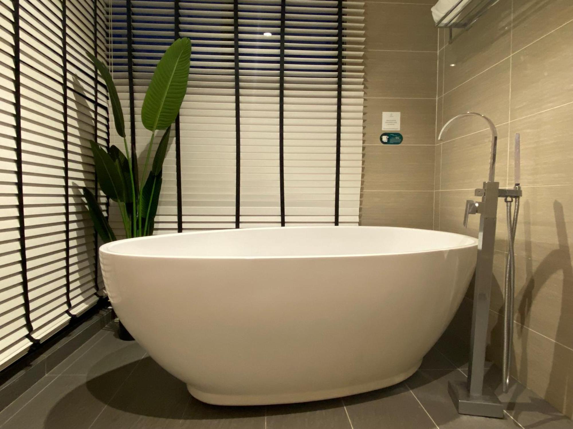 The Honeymoon Haven - 99 Residences