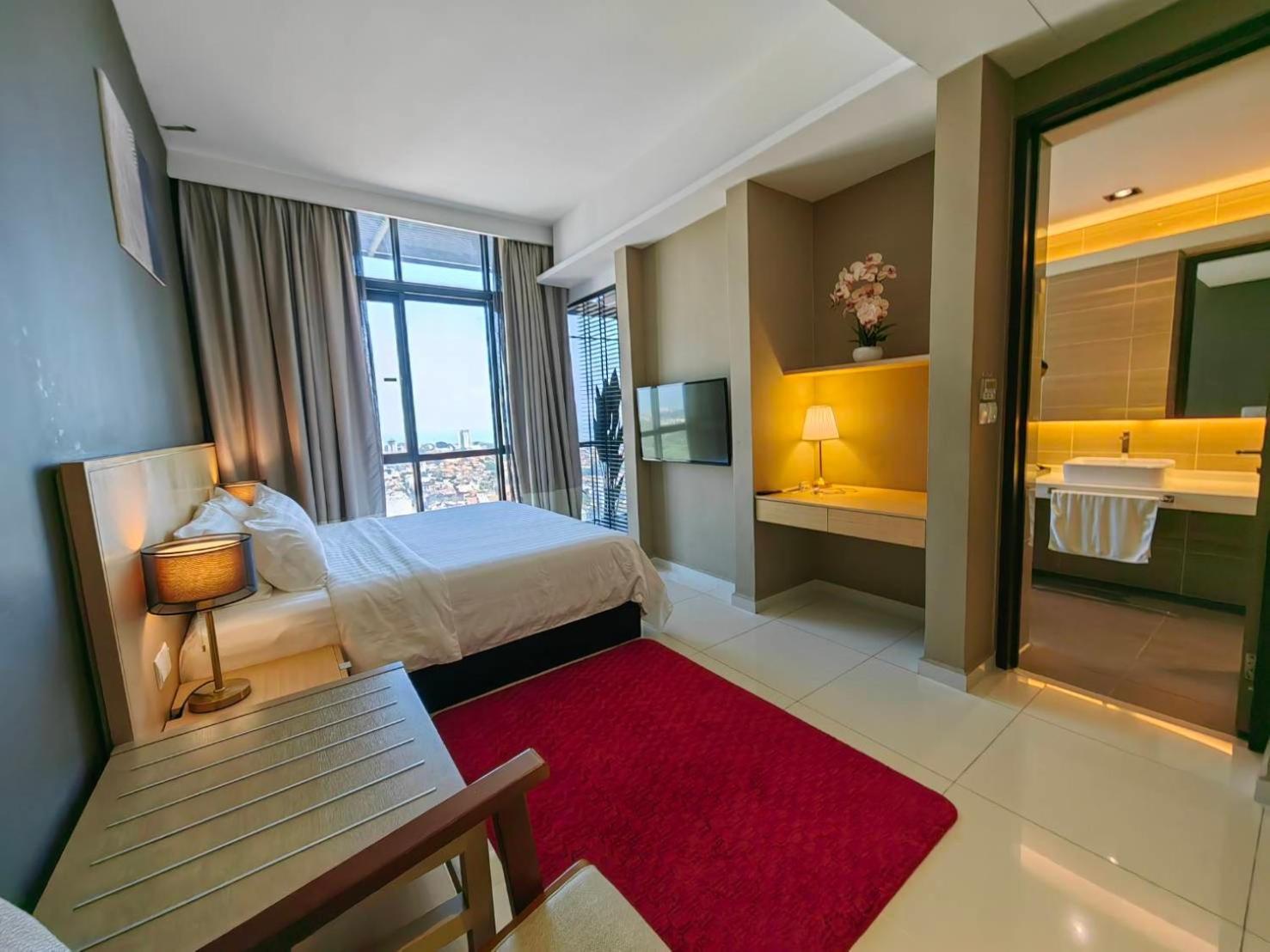 The Honeymoon Haven - 99 Residences Apartment *