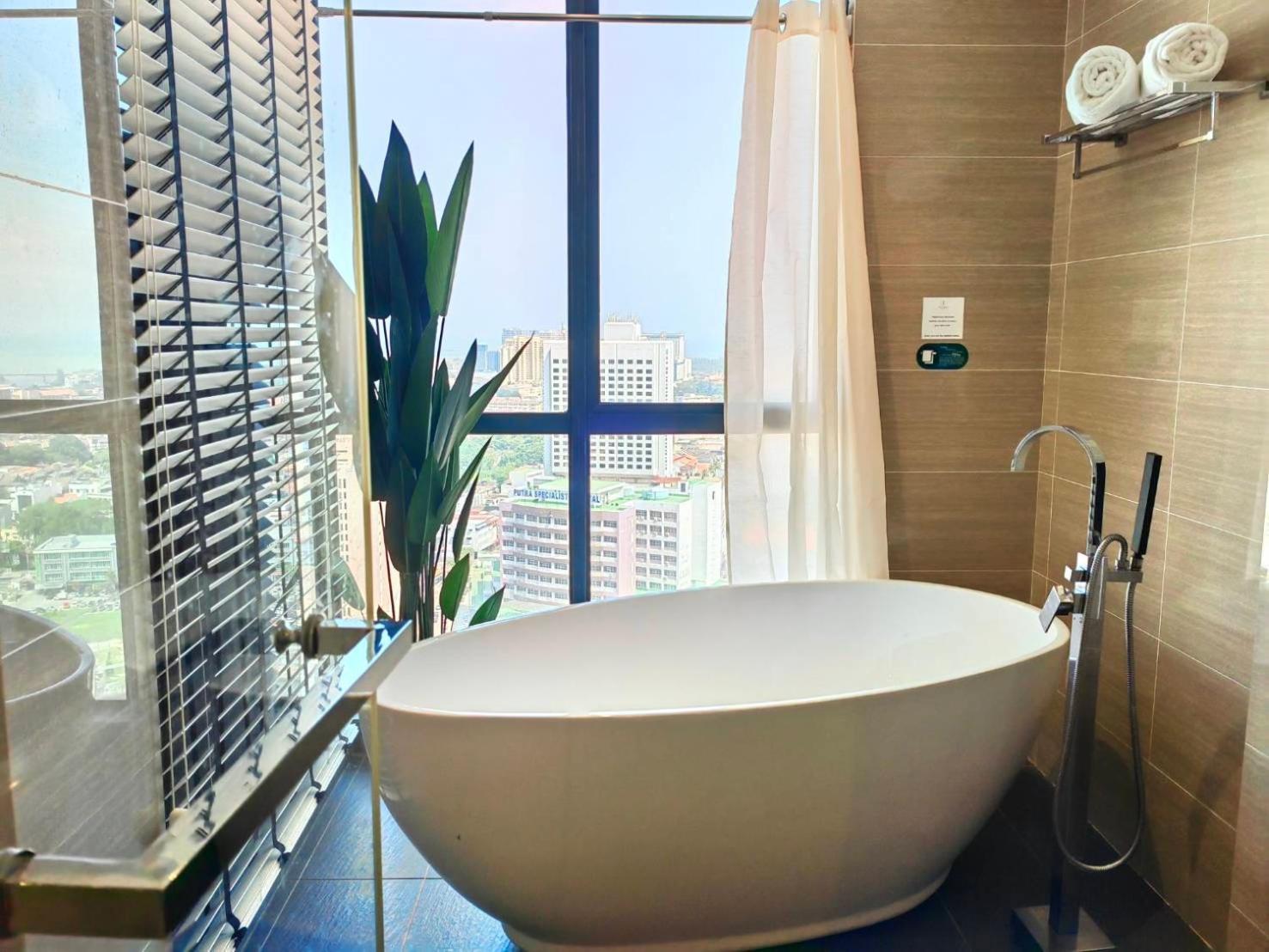 The Honeymoon Haven - 99 Residences * Malacca